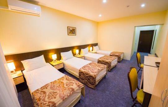 Mini-hotel OUR Lebedyan - Photo4