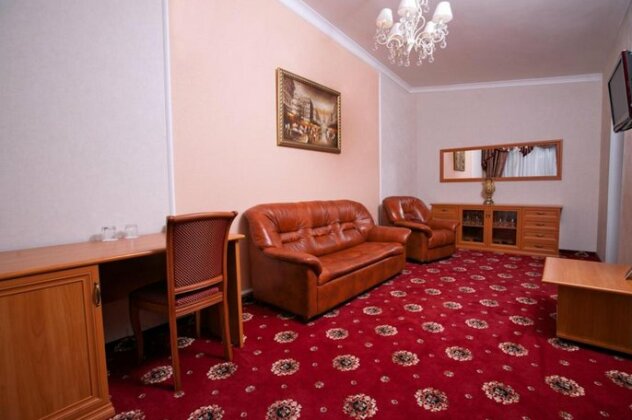 Bissnes Hotel - Photo2