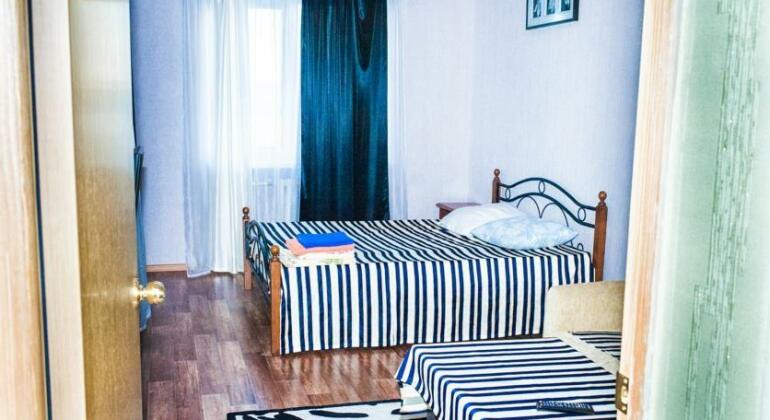 Liproom Apartments on Smorodina - Photo2