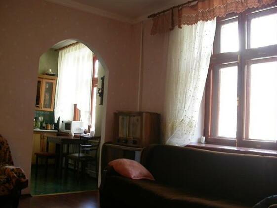 Baykalsky Pokoy Apartment - Photo2