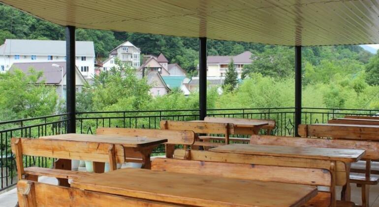 Guest House Nadezhda Loo - Photo5