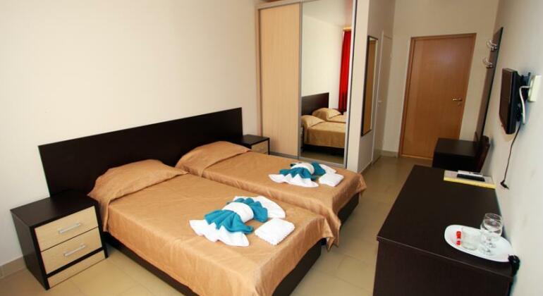 Mini-hotel Yuzhniy Park - Photo5