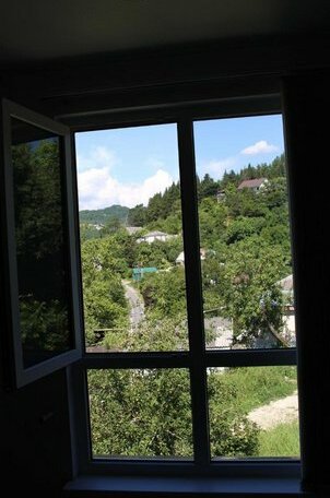 S E A Loo - Photo3