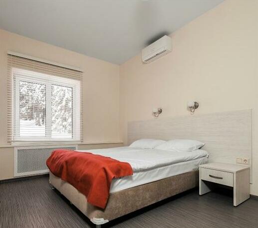 Photo 3