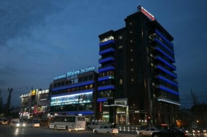 1000 I 1 Noch Hotel