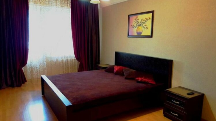 Apartment on Petra Pervogo 29b - Photo2