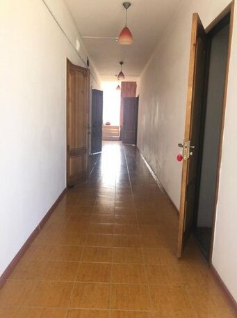U Iliyasa Inn - Photo2