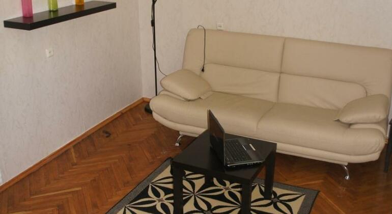 2 Bedrooms Flat Lessnoy Passage - Photo3