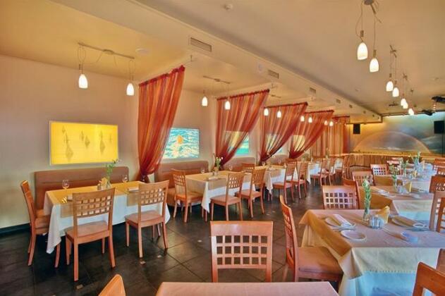Aeropolis Hotel - Photo4