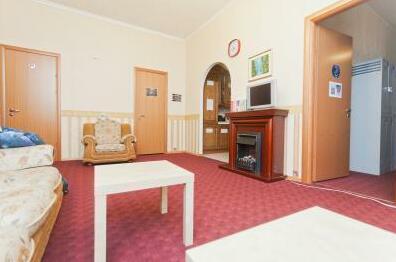 Anti-Hostel - Photo4