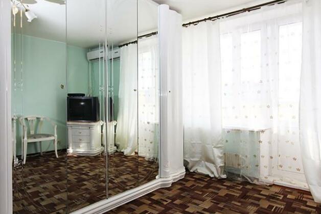 Apart Lux Metro Ploschad' Ilicha Apartments - Photo2