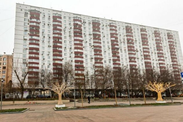 Apartment at Smolenskij Bulvar 6