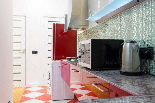 Apartment on Novoryazanskaya with Jacuzzi - Photo5