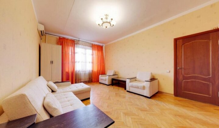 Apartment on Prospekt Mira 146 - Photo4