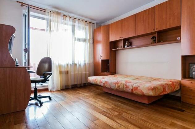 Apartment on Snezhnaya 17 - Photo4
