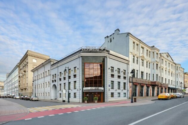 Assambleya Nikitskaya