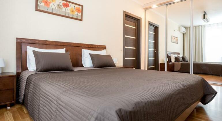 Balmont Apartments Smolenskaya - Photo3