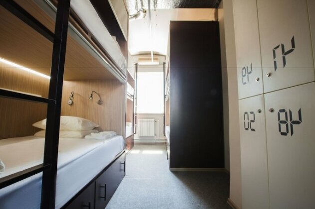 Buran capsule hotel - Photo4