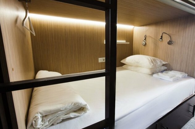 Buran capsule hotel - Photo5