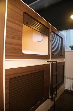 Capsule Hotel InterQUBE Tretyakovskaya - Photo4