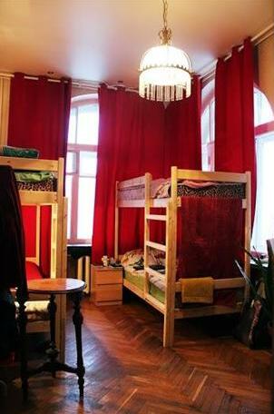 Chivas Hostel - Photo2