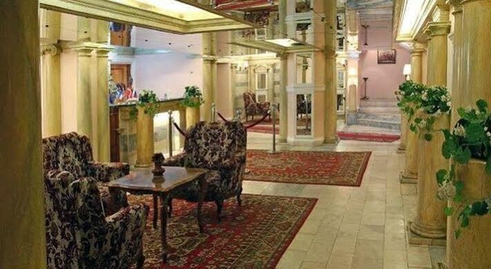 Club 27 Hotel - Photo2