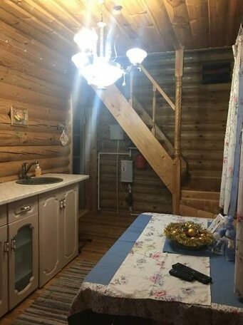 Cottage with Chimney - Photo5