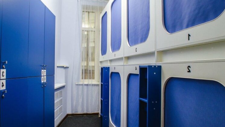 Cube Capsule Rooms - Photo3