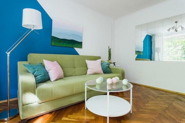 Daily Rooms Apartment at Patriarshie - Photo2