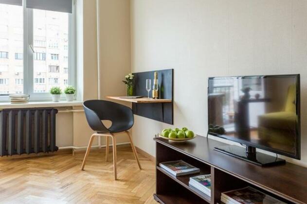 Daily Rooms Apartment at Smolenskaya - Photo3