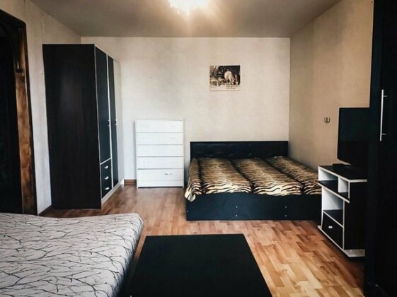 Dragon's Lair Apartments - Photo2