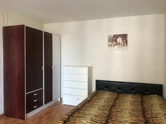 Dragon's Lair Apartments - Photo3