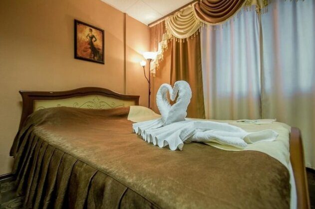 Fab Mini Hotel - Photo2