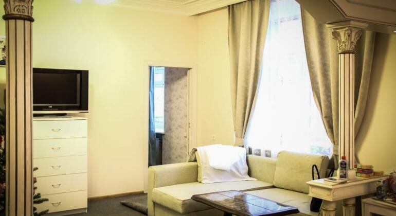 Forever Guests Hostel - Photo4