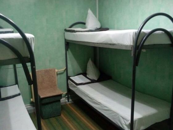 Gnezdo Mira Hostel - Photo3