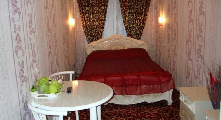 Hotel Holidej - Photo2