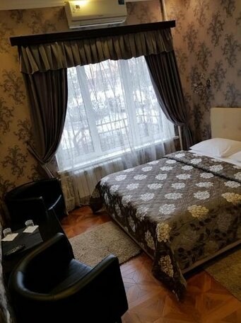 Hotel on Novomarinskaia - Photo2
