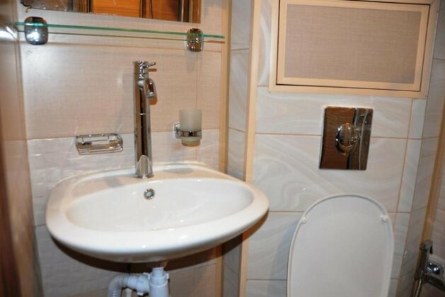 Hotel Varsavca Inn - Photo3