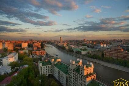 Kotelnicheskaya Royal Tower