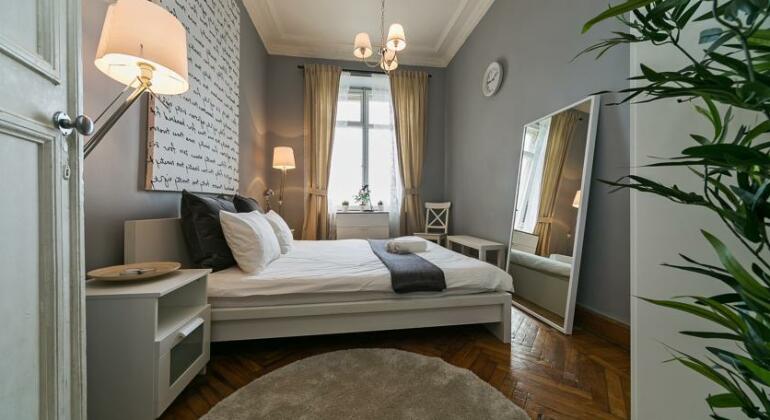 Kudrinskaya Skyscraper Apartments - Photo2