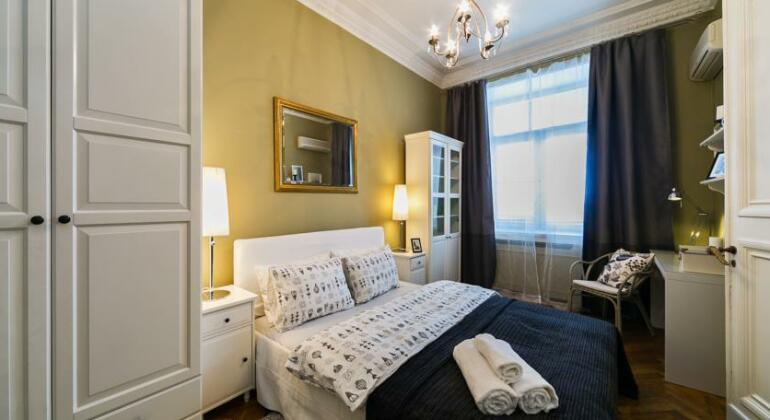 Kudrinskaya Skyscraper Apartments - Photo4