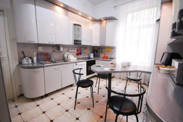 Like Hostel on Teatralnaya - Photo2