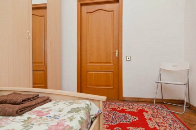 LUXKV Apartment on Gnezdnikovskiy - Photo3