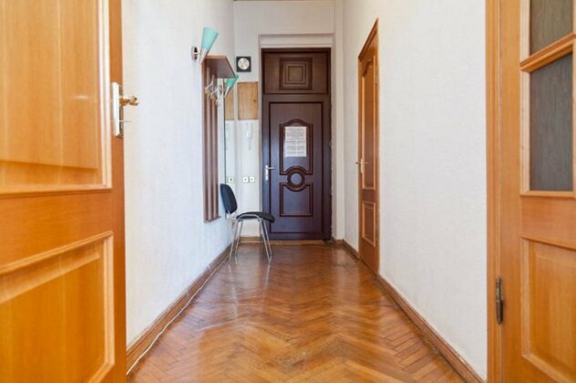 LUXKV Apartment on Gnezdnikovskiy - Photo4