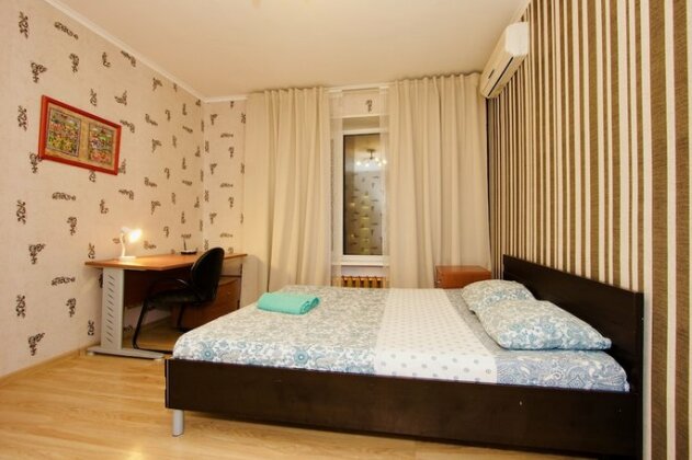 LUXKV Apartment on Nikoloyamskiy - Photo5