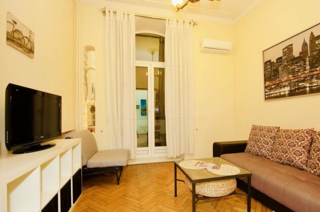 LUXKV Apartment on Sadovaya - Photo2
