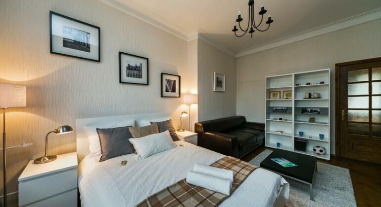 Malliott Apartment Nikitskaya - Photo4