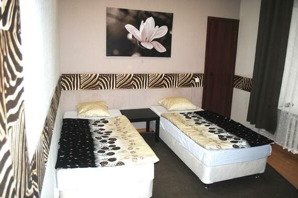 Mary Gold Hotel - Photo3