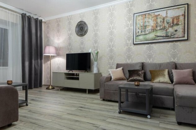 MosAPTS apartments near Radisson - Photo4