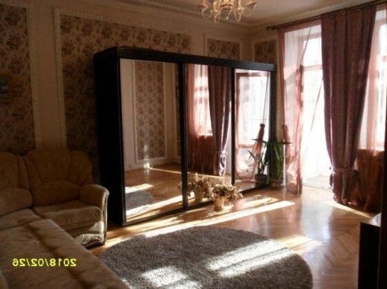 Moscow Garden View Apartment - Photo2